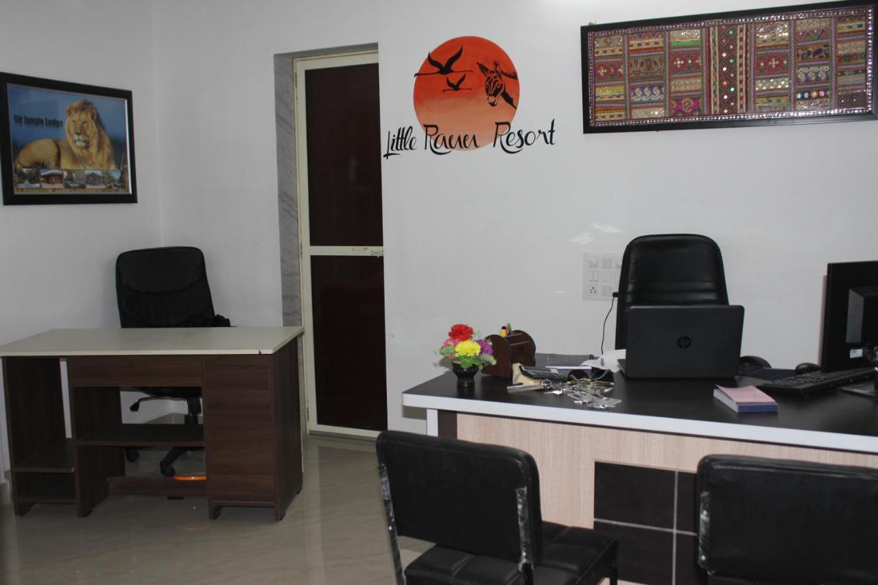 Little Rann Resort Zainabad Exterior foto
